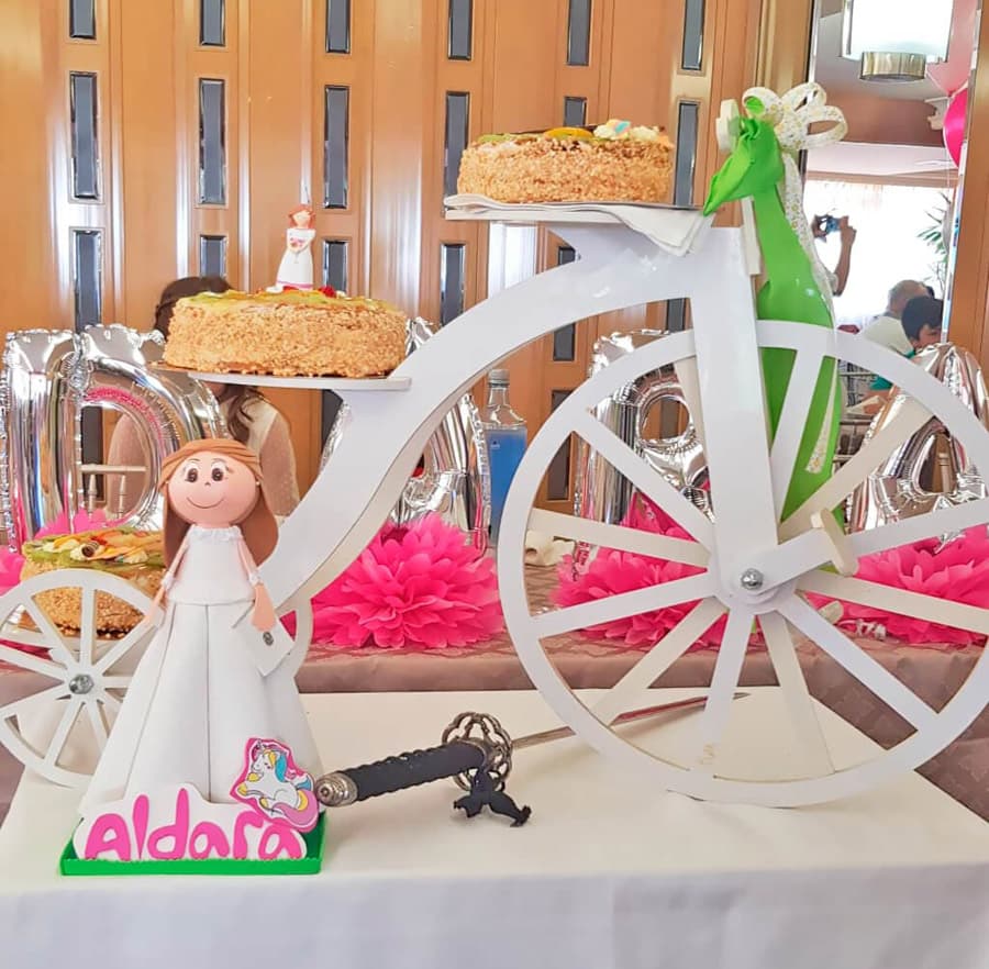 Tartas personalizadas con temáticas modernas y divertidas